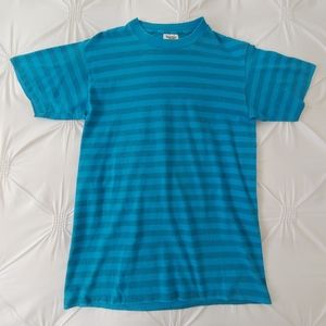 Tennessee River gold vintage blue cyan striped t-shirt. Size M